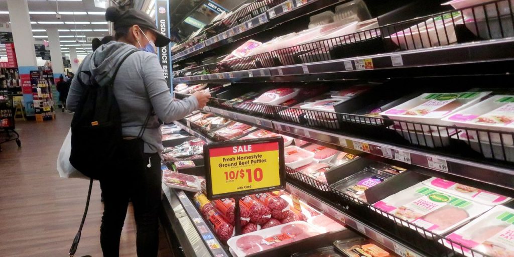 Wall Street Roots for Bad News. Consumers See Plenty Already.