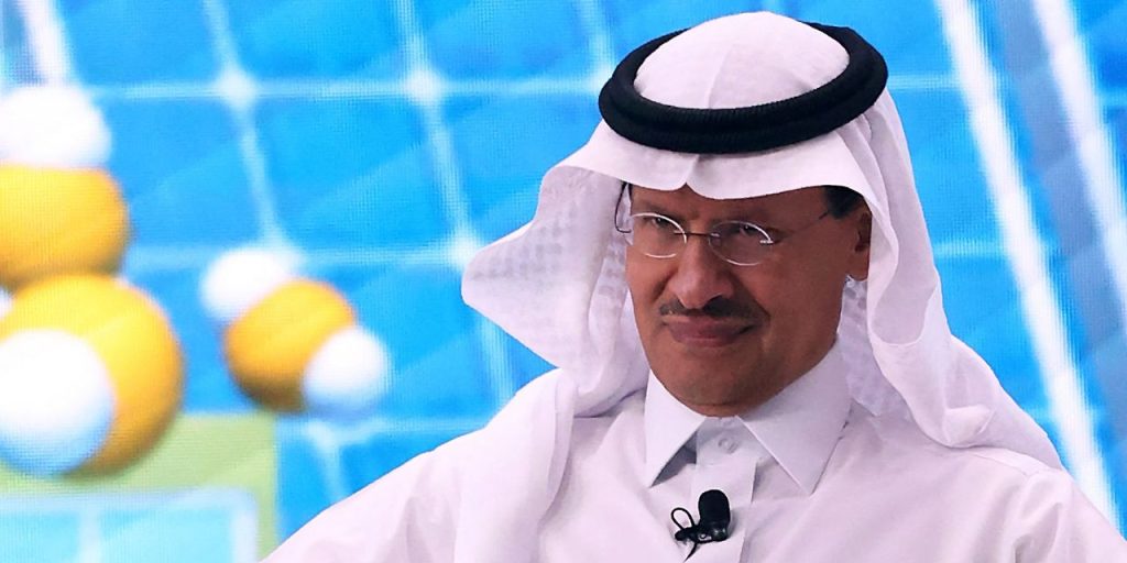 Top Saudi official says oil speculators better ‘watch out’