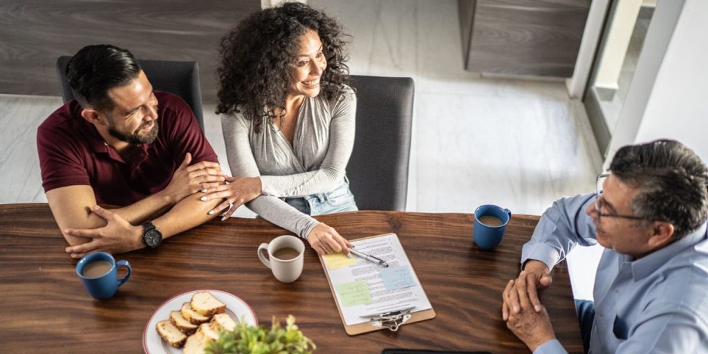 The 30-year mortgage rate is now above 7%. Here’s how much extra homeowners will pay each month.