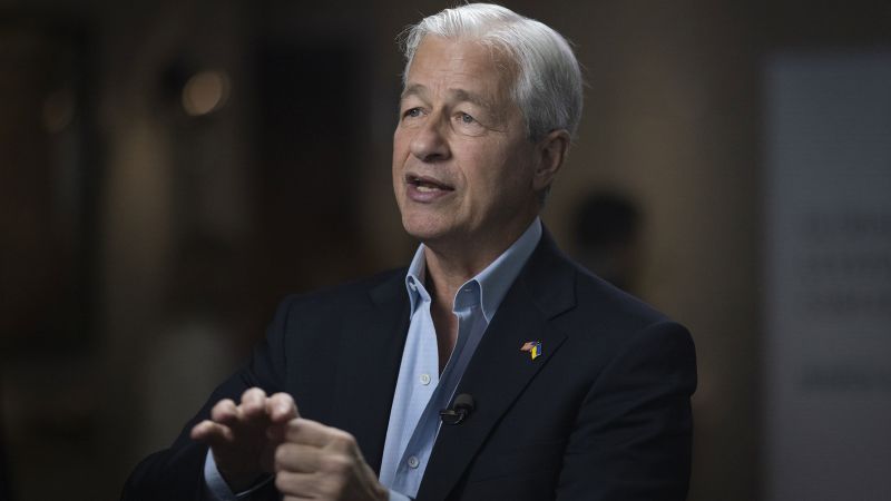 Jamie Dimon warns of a commercial real estate downturn
