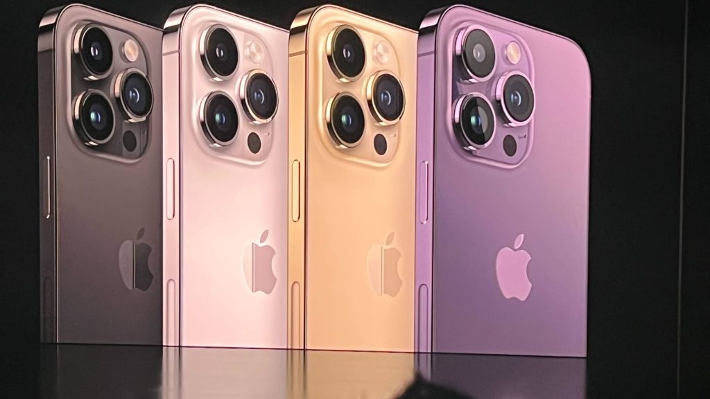 Apple’s iPhone 15 Pro will reportedly feature new charging port, titanium edges