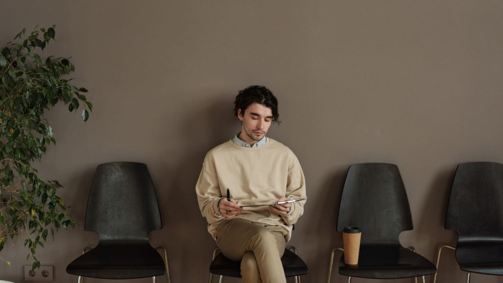 Job seekers’ No. 1 interview red flag could be a sign of a toxic workplace, says career expert