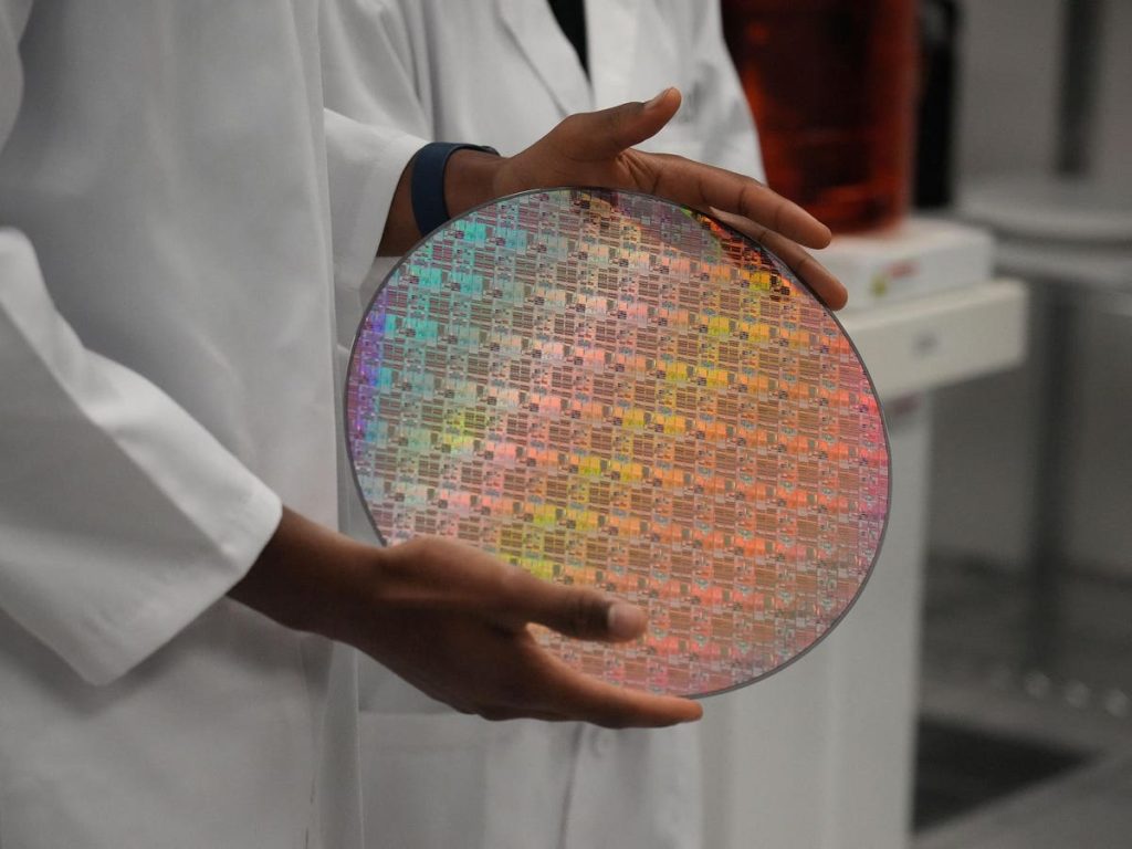 Up 50% This Year, Will Applied Materials Stock Continue To Outperform?