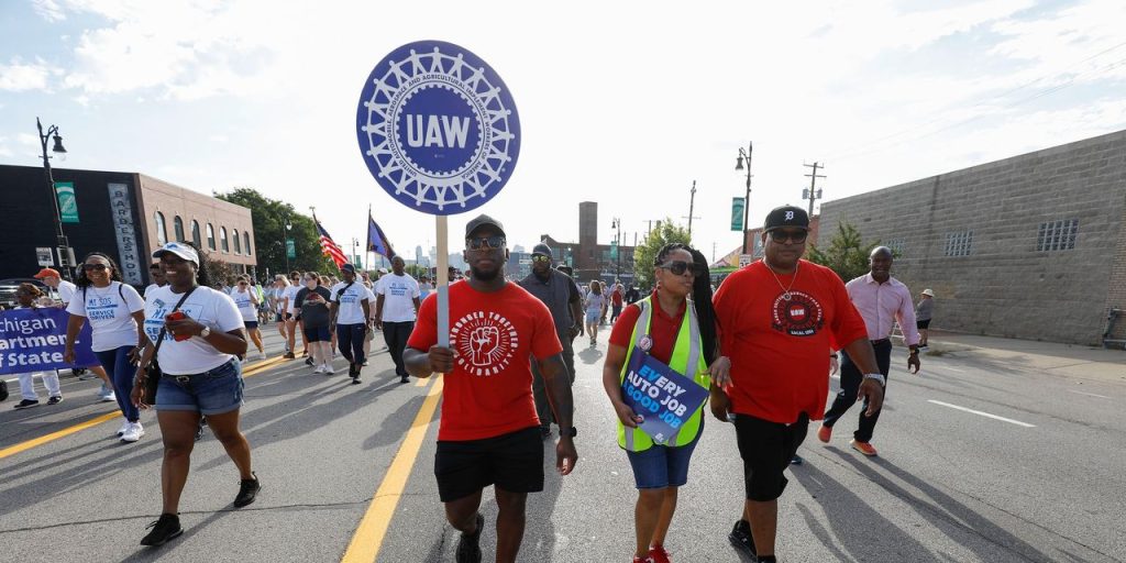 UAW strike countdown: Union president says targeted strike possible at all Big Three automakers