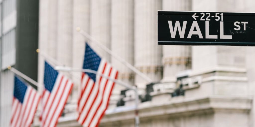 Western Digital, SoFi, On Semi, Lumentum, Revvity, Apple, and More Stock Market Movers