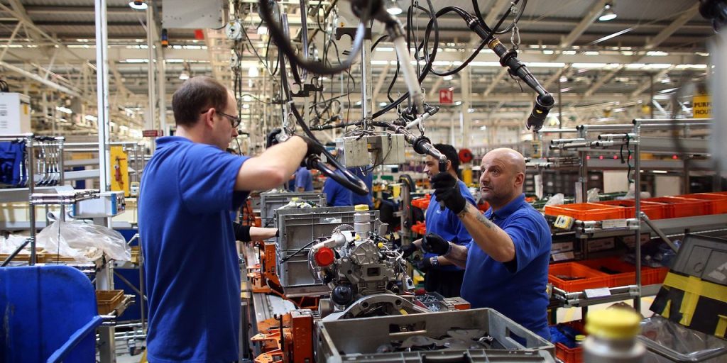 Ford attacks potential U.K. government backtracking on rules banning gasoline-fueled new cars