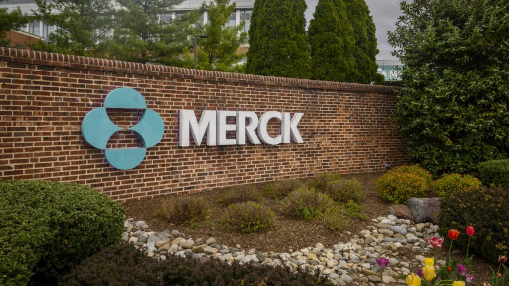 Merck results beat expectations on strong Keytruda sales, surprise Covid drug growth