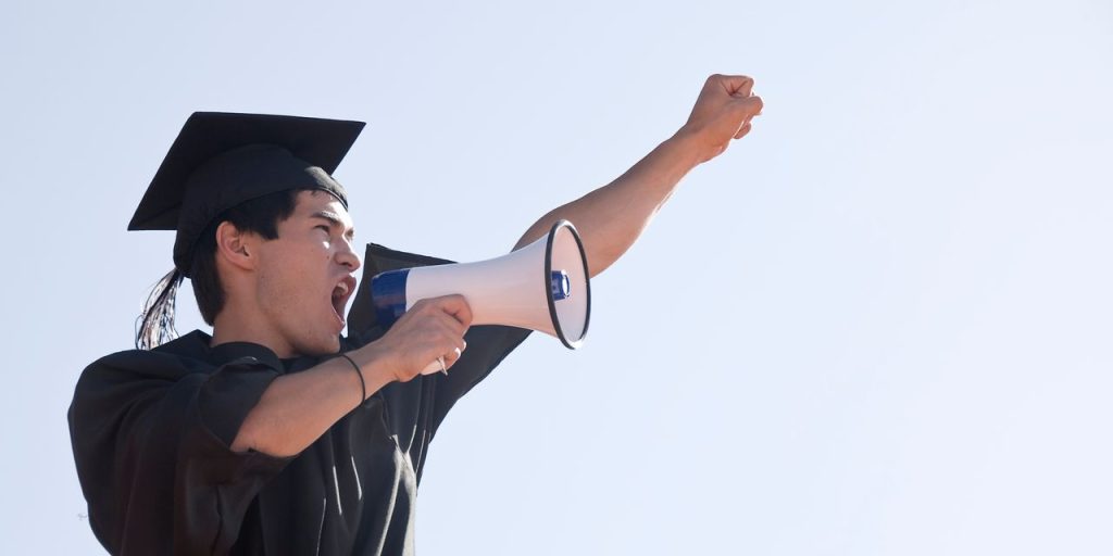 A student loan ‘strike’? These are the risks you’d face.