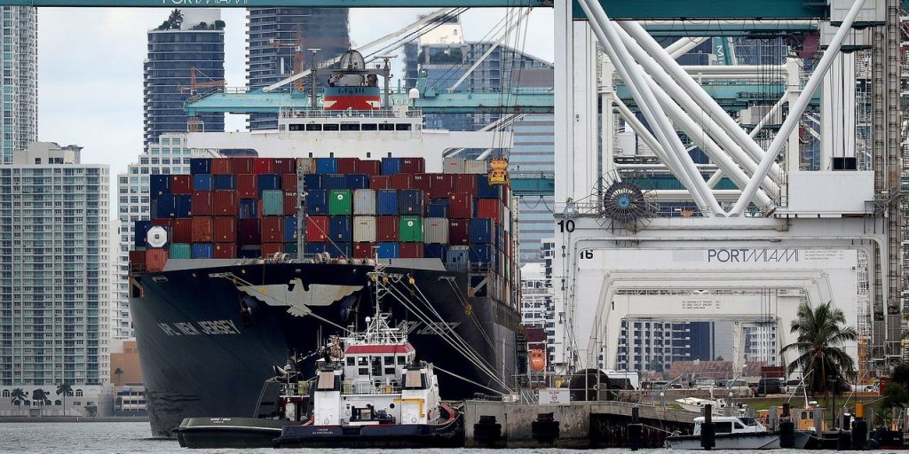 Opinion: Biden and Trump are pushing dangerous trade tariffs that will hurt American jobs