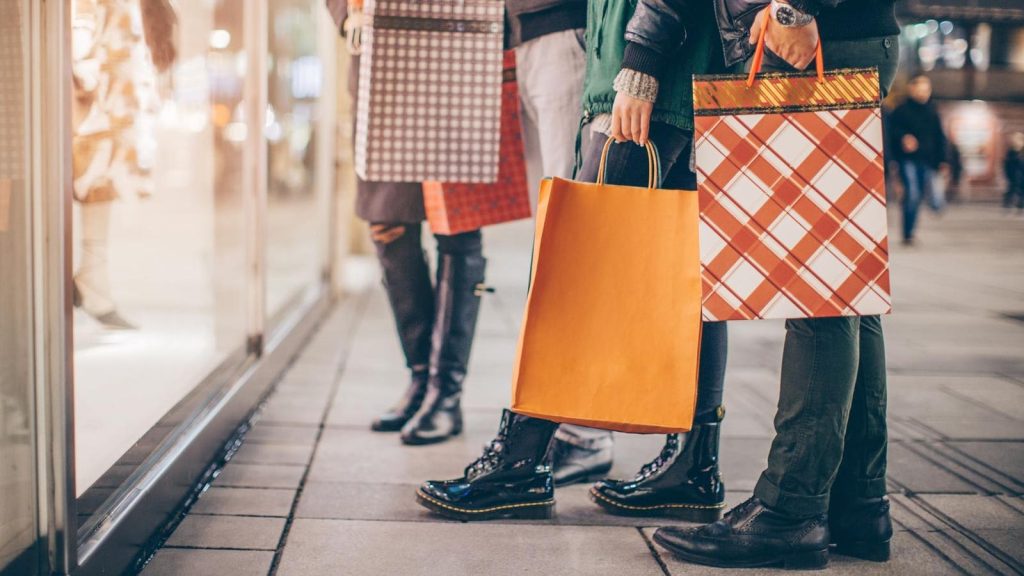 Surveys Forecast Strong Retail Q4, But Inflation Has Shoppers Expecting Discounts