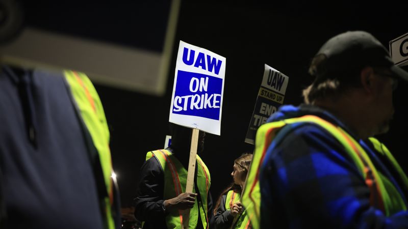 United Auto Workers union and Ford reach tentative labor agreement