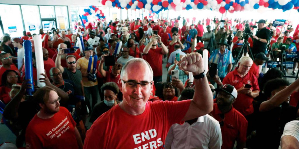 U.S. industrial output drops 0.6% in October, pulled down by United Auto Workers strike