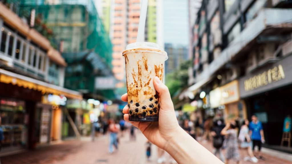 Shares of Chinese bubble tea firm Chabaidao plunge nearly 40% in Hong Kong debut