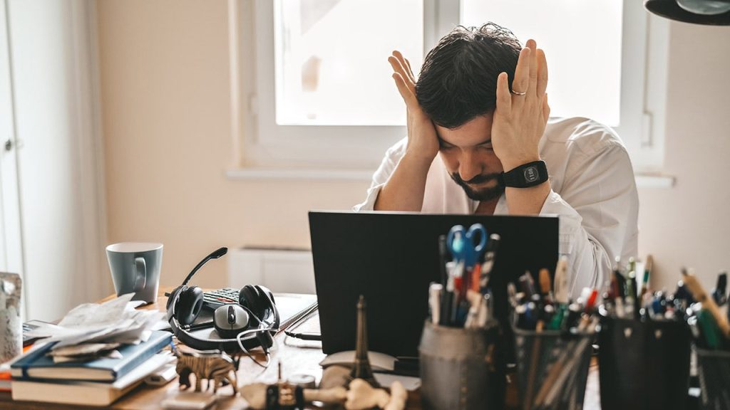 Student loan delinquencies tank credit scores for millions of borrowers: How to recover