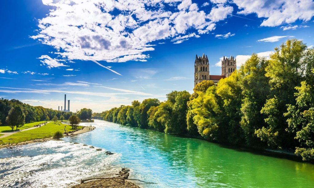 3 Easy Expat Havens For U.S. Veterans Abroad